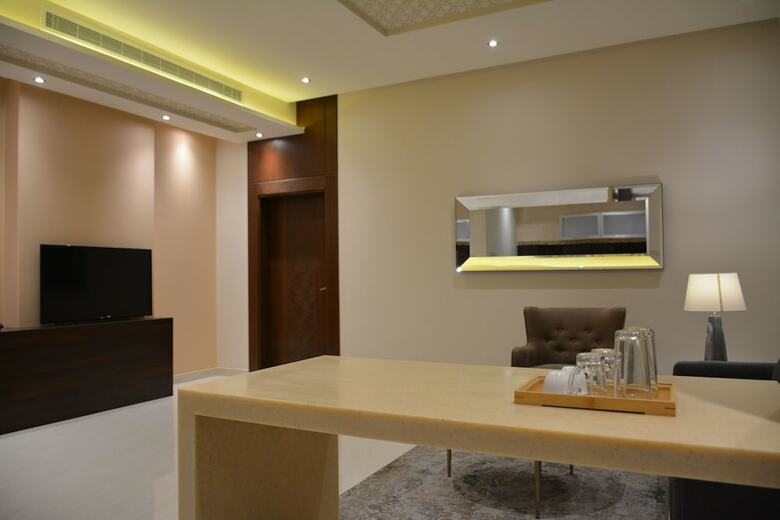 Shorfa Loft Hotel