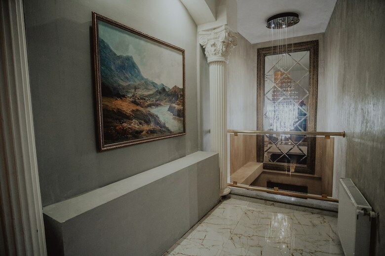 Hotel Discovery