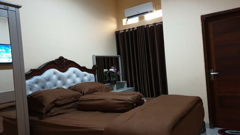 Villa Guest House Puri 3 Bedroom AC