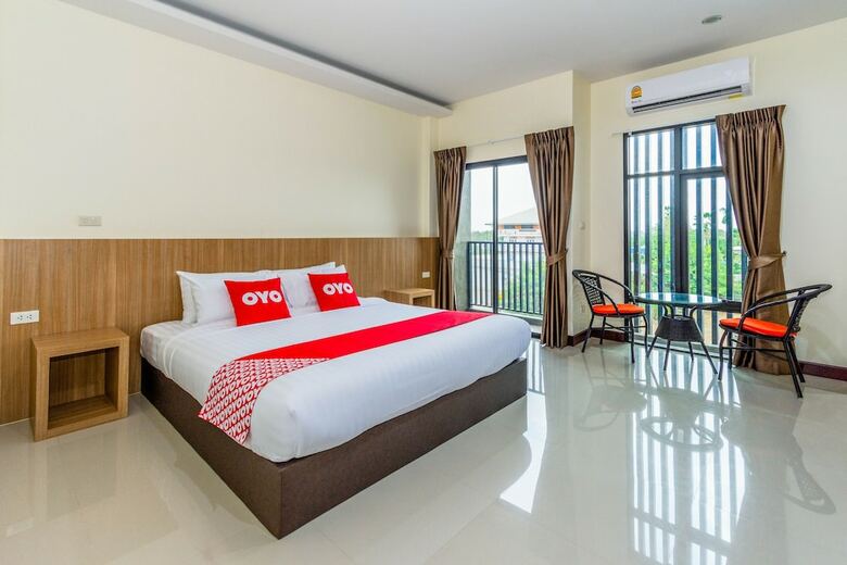 Hotel Oyo Canal Happiness