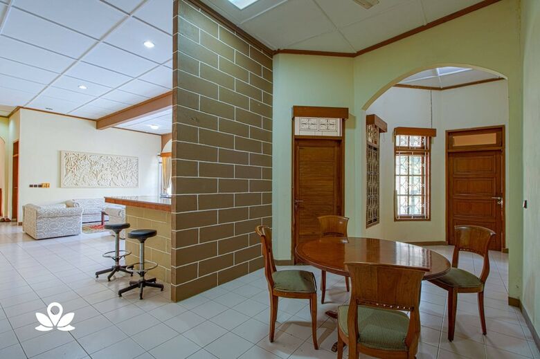 Hotel Tobana Pejaten House