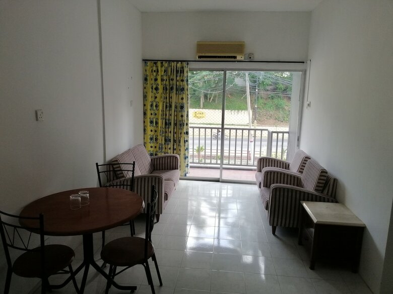 Oyo Capital O 89876 Safari Hotel