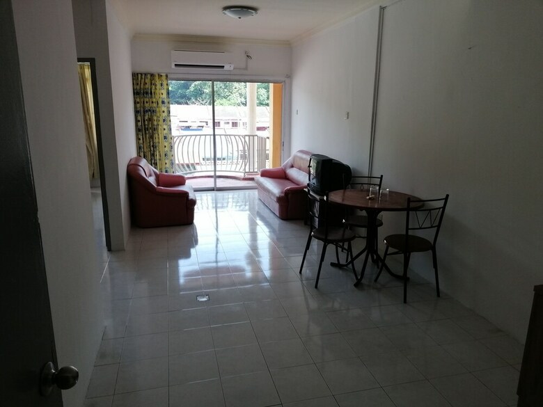 Oyo Capital O 89876 Safari Hotel