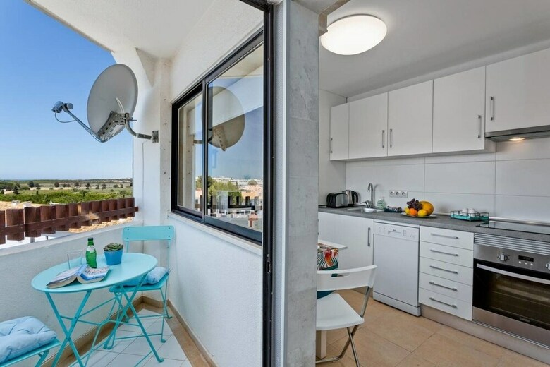 1 Bed Apart With Pool