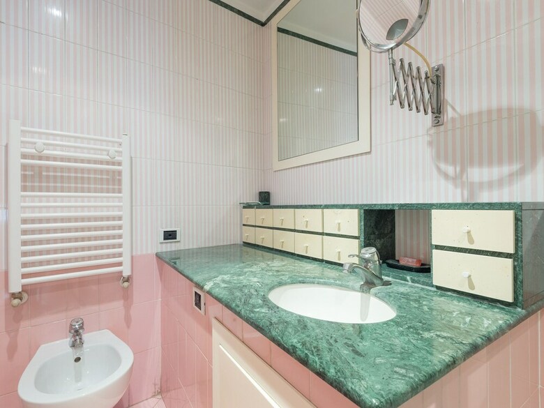Rsh Luxury Trevi Fountain Apartment
