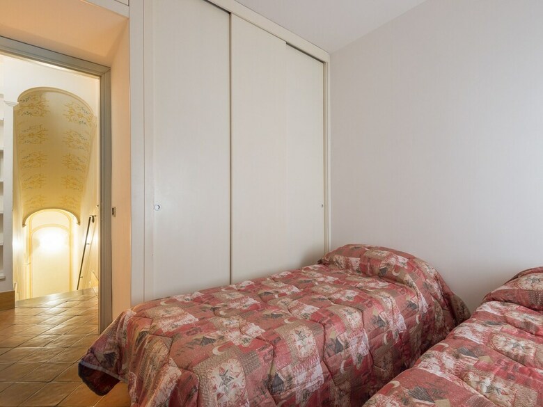 Rsh Luxury Trevi Fountain Apartment