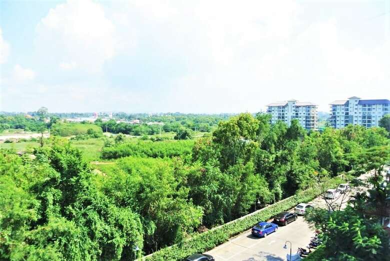 Apartamento 2 Bed Condo Baan Suan Lalana