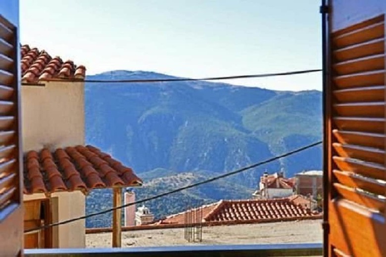 Traditional 2 Bedrooms House In Arachova Center