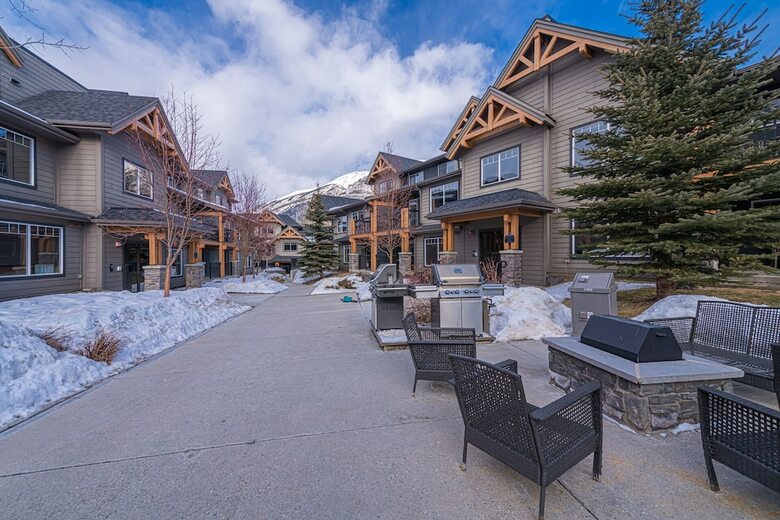 Copperstone Resort - Mountain View Suite