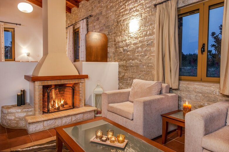Enastron Villas