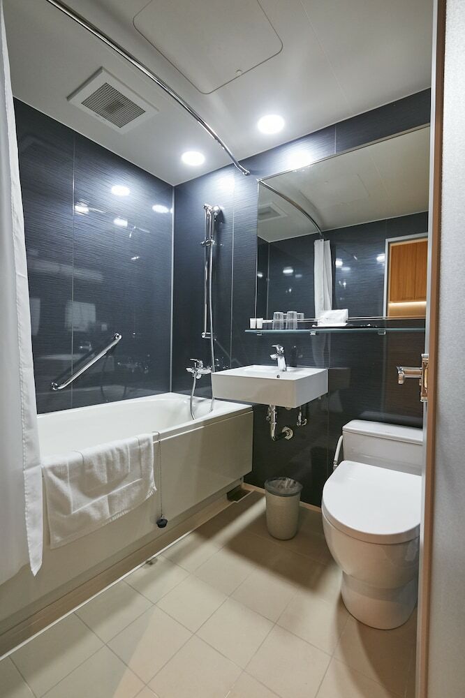 Wishton Hotel Yangon