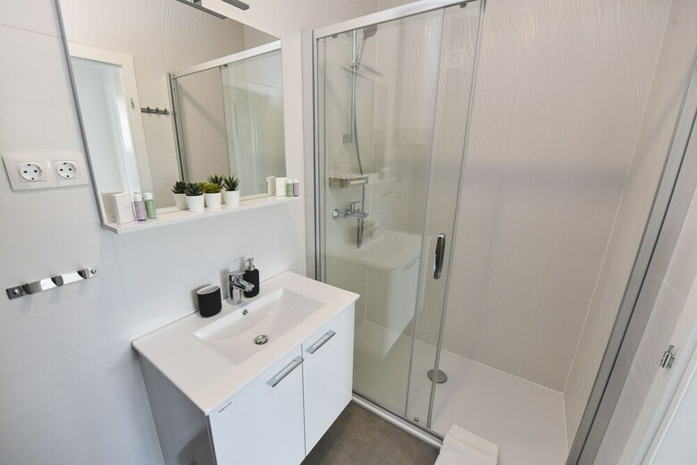 Hotel Pool Apartments Mare