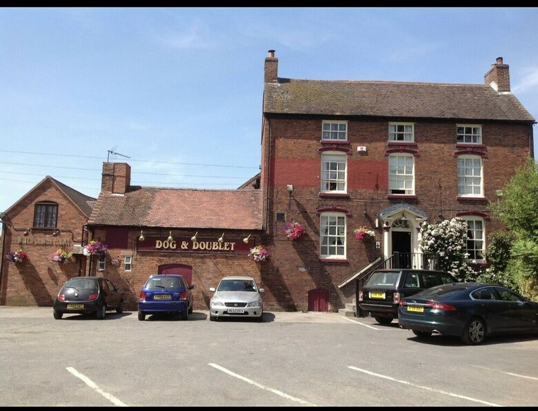 Posada The Dog & Doublet Inn