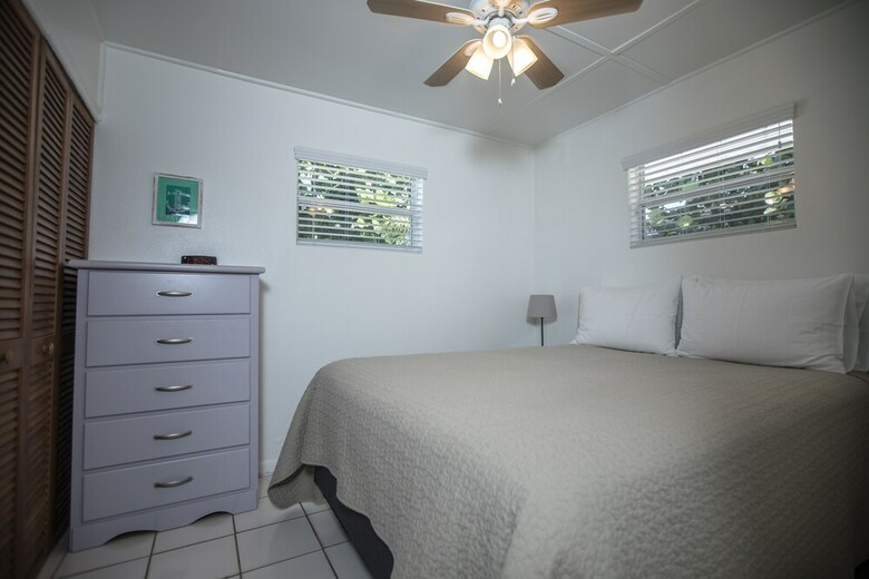 Apartamentos Indian Rocks Beach Suites