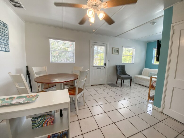 Apartamentos Indian Rocks Beach Suites