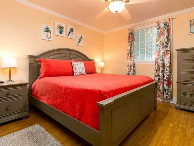 Castaways By Meyer Vacation Rentals