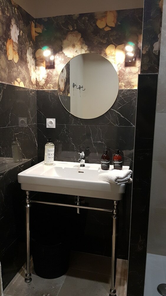 Apartamento Suites Avec Spa Priv� Manoir de Barbotin