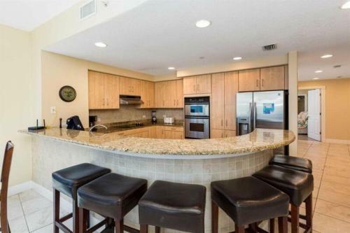 Island Tower By Meyer Vacation Rentals