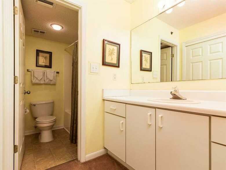 Four Winds By Meyer Vacation Rentals