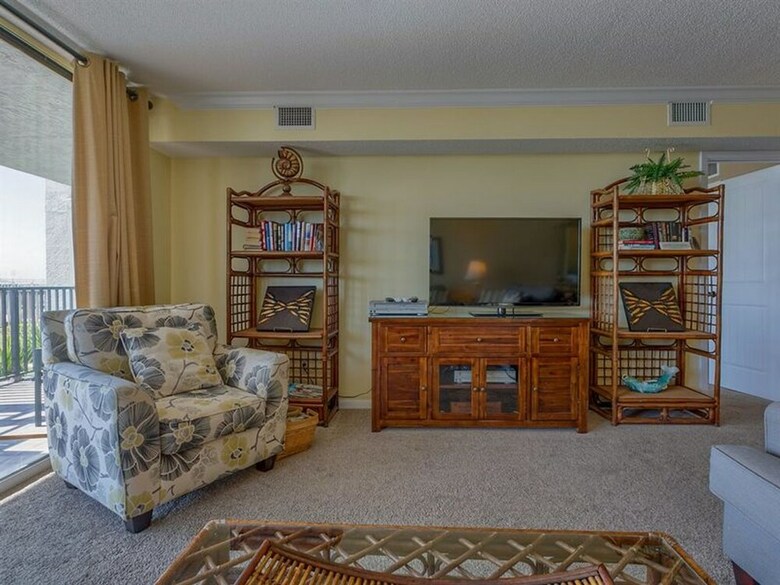 Romar Tower By Meyer Vacation Rentals