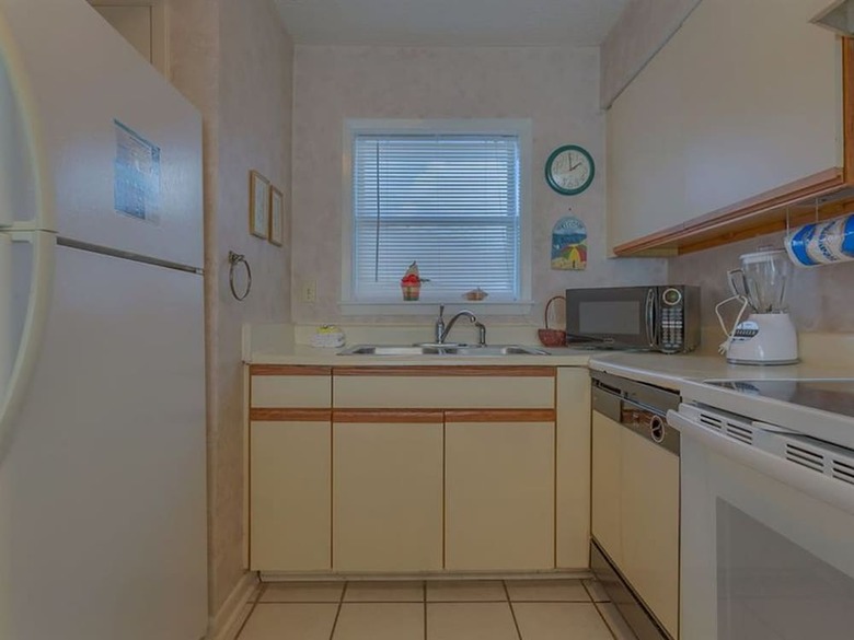 Seaside Beach & Racquet By Meyer Vacation Rentals