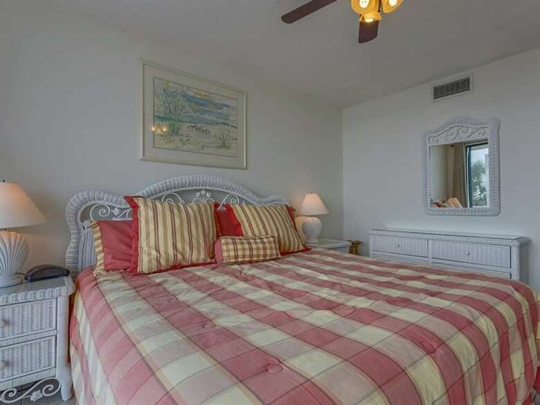 Seaside Beach & Racquet By Meyer Vacation Rentals