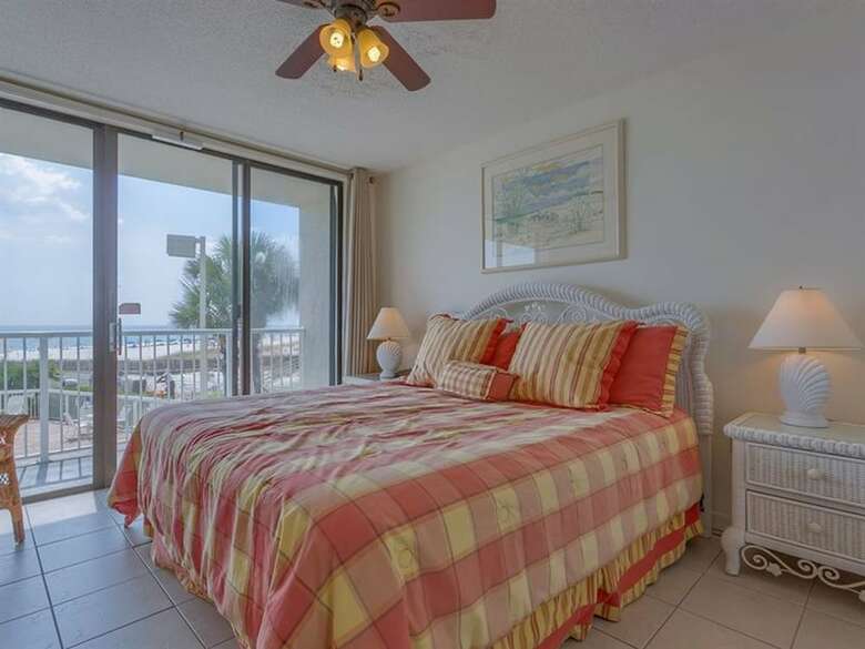 Seaside Beach & Racquet By Meyer Vacation Rentals