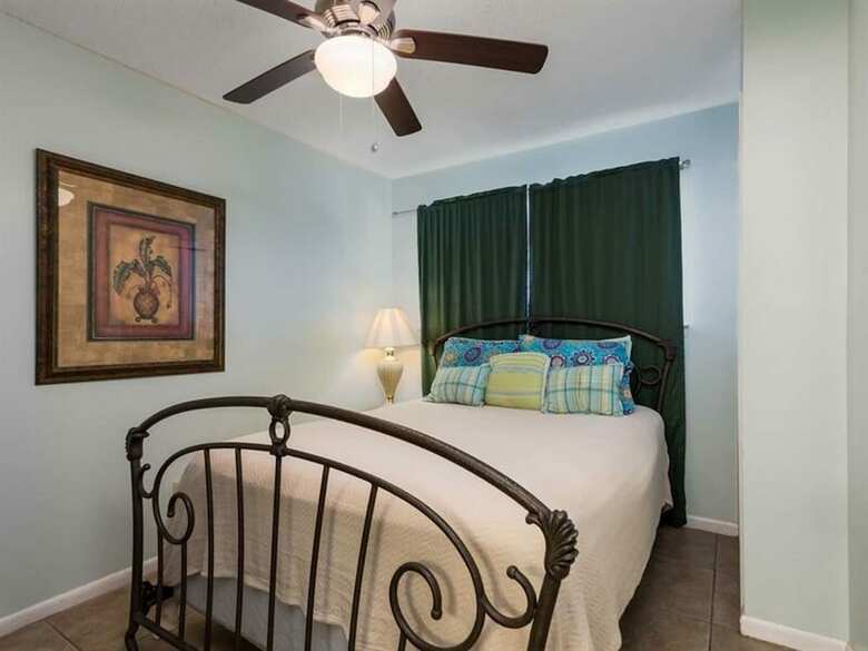 Seaside Beach & Racquet By Meyer Vacation Rentals