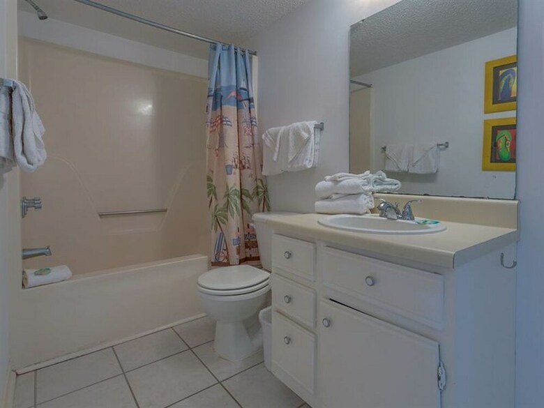 Seaside Beach & Racquet By Meyer Vacation Rentals
