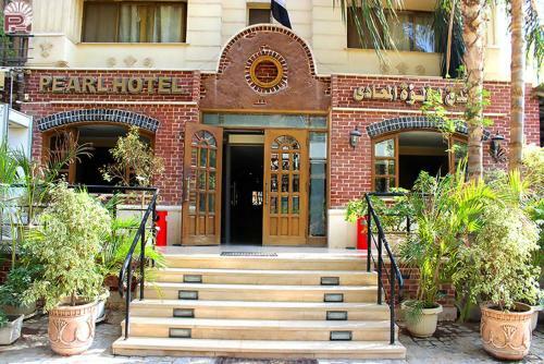 Pearl Hotel, Maadi