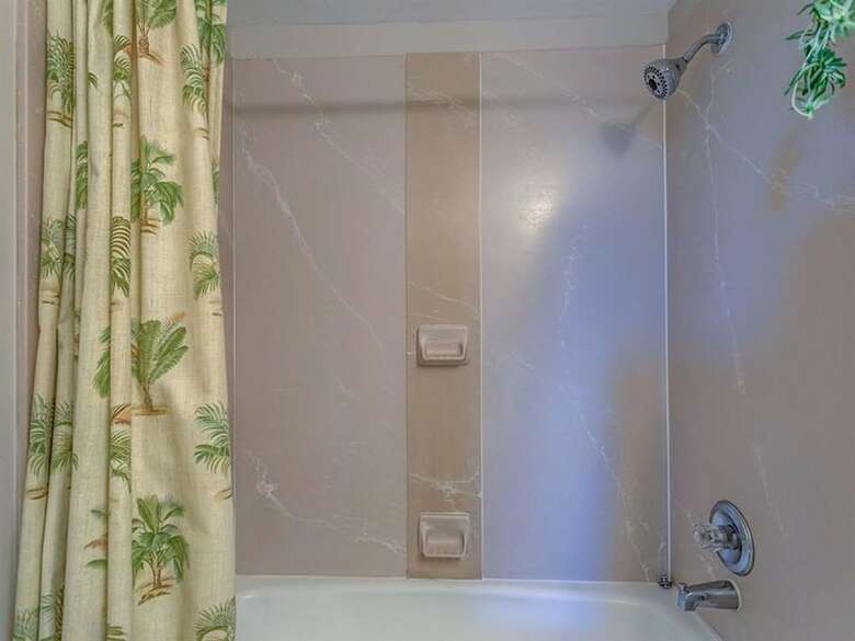 Silver Beach By Meyer Vacation Rentals