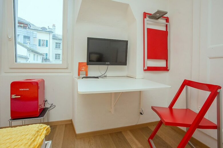 Hotel Midi Guestrooms