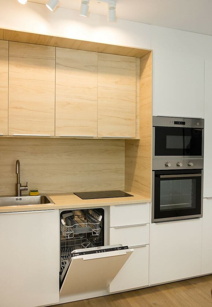Fm Luxury 1-bdr Apartment - Stylish Retreat