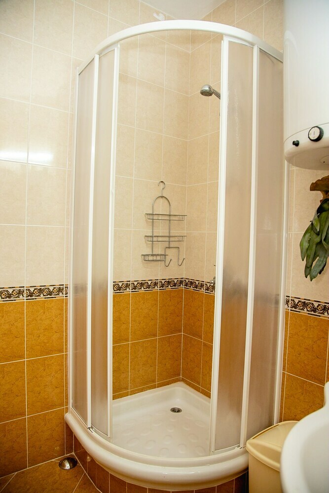 Fm Premium 1-bdr Apartment With Parking - Coral Joy