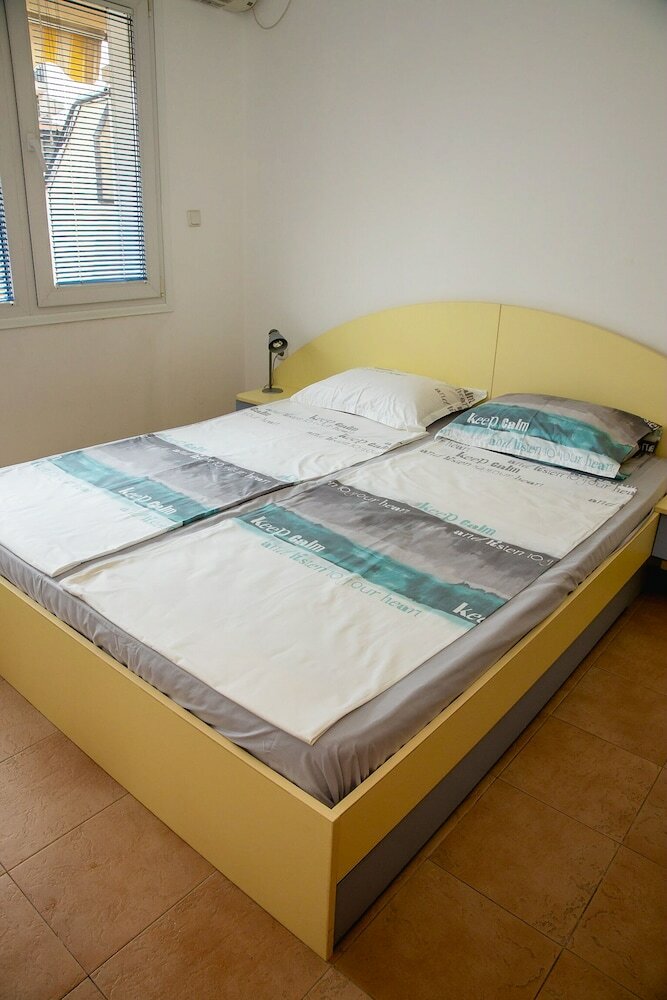 Fm Premium 1-bdr Apartment With Parking - Azure Joy