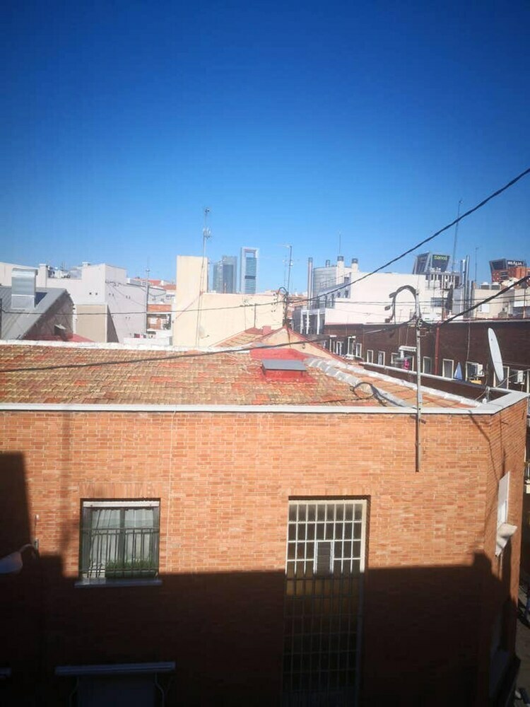 Apartment With 2 Bedrooms In Madrid, With Wifi