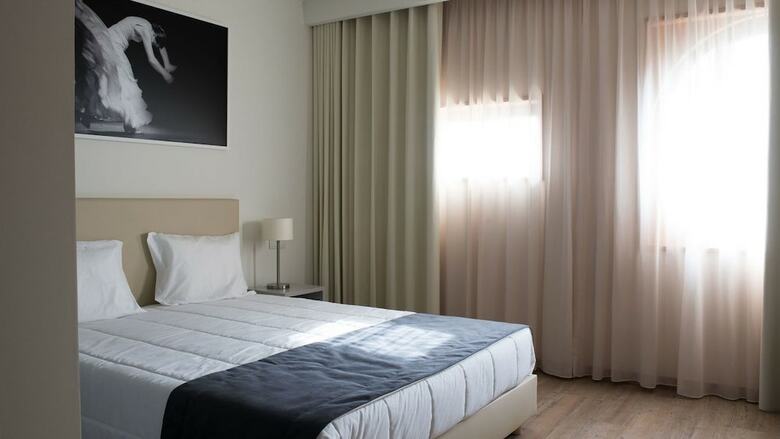 Porto Coliseum Hotel