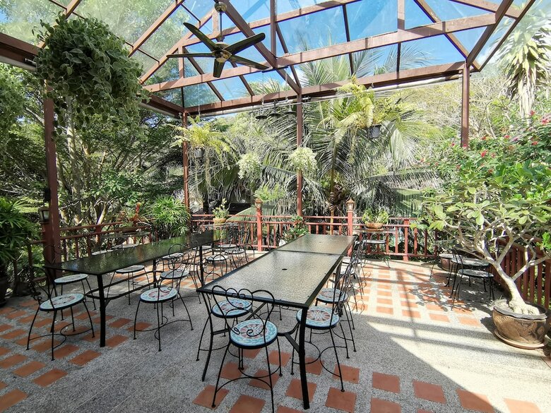 Hotel Thai Modern Resort & Spa