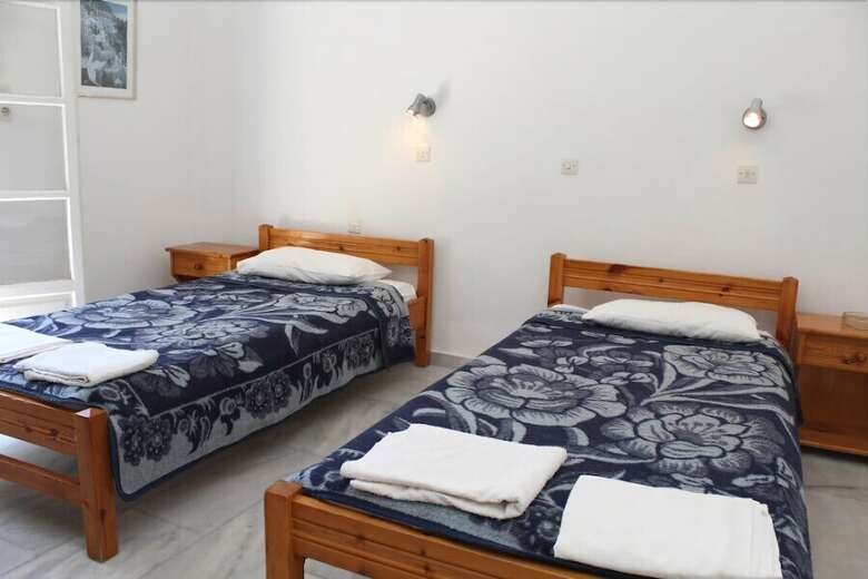 Hostal The Purple Pig Stars Camping & Bungalows