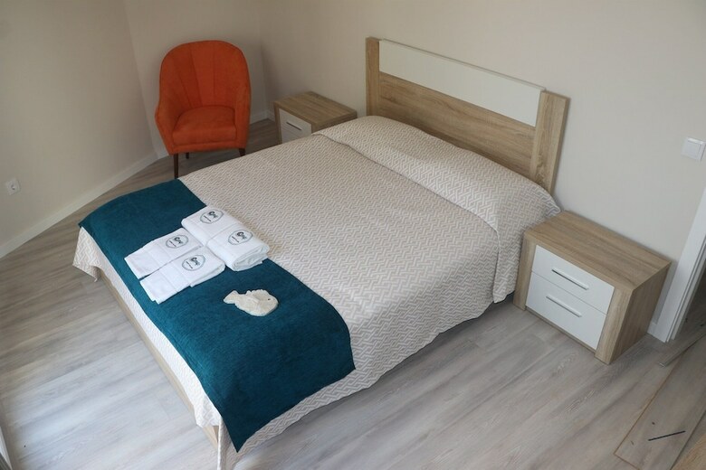 Hotel Furnaka Village Ecosurf