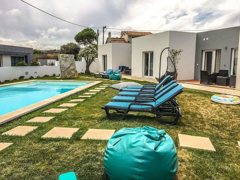 Hotel Furnaka Village Ecosurf