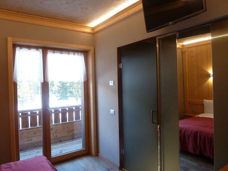 Hotel Chalet Lago Antorno