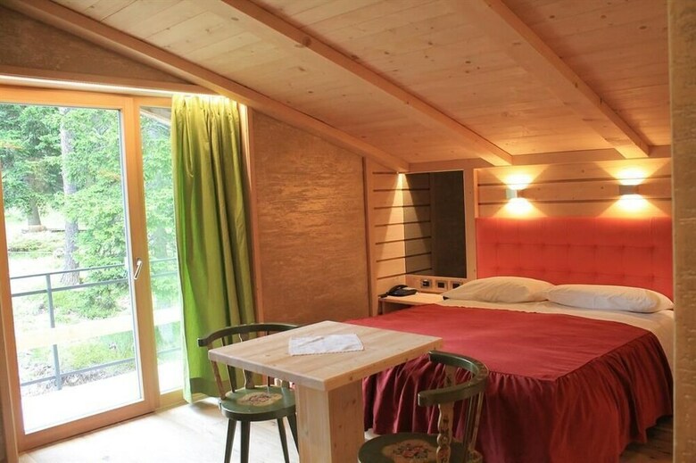 Hotel Chalet Lago Antorno