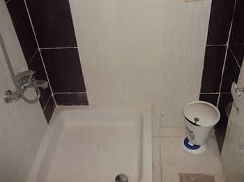 Family Palace Hostel