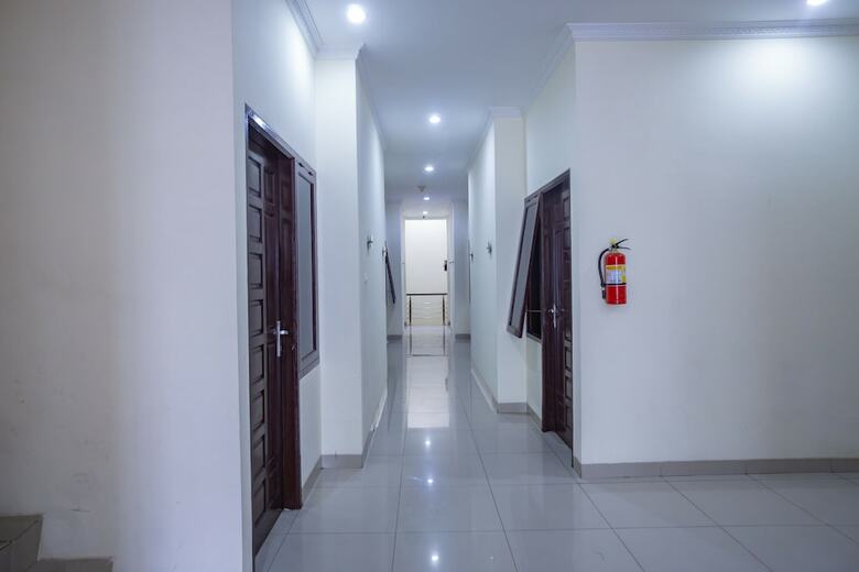 Hostal Oyo 2357 Syariah Grand Raudhah