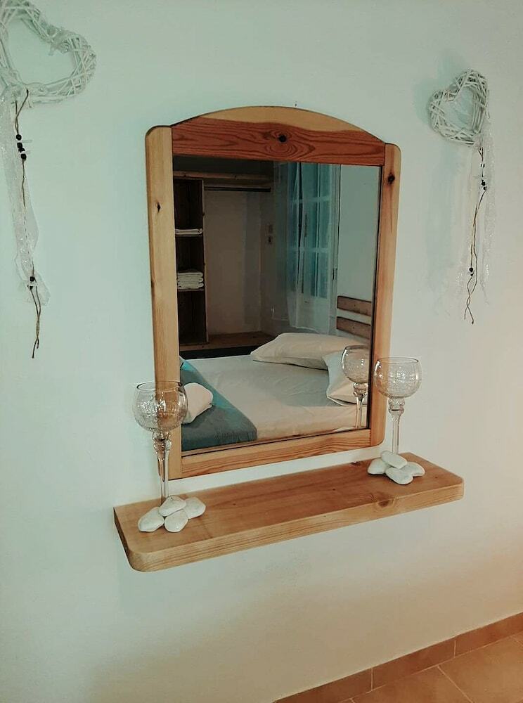 Paros King Luxury Apartments