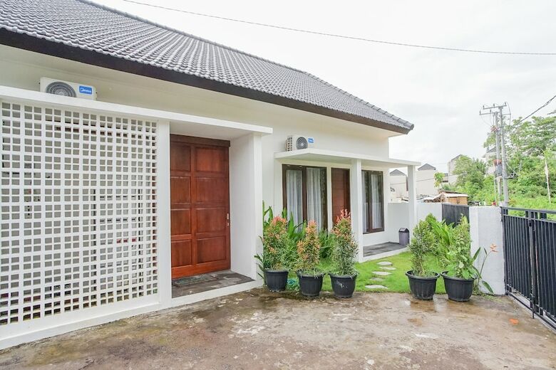 Hotel Uli Bali Hostel