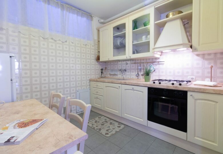Mamma Ciccia Holiday Home - Lake Front Apartment