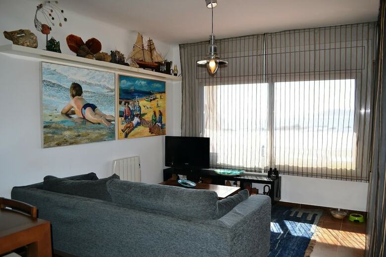 Apartamento Cap Ras 3