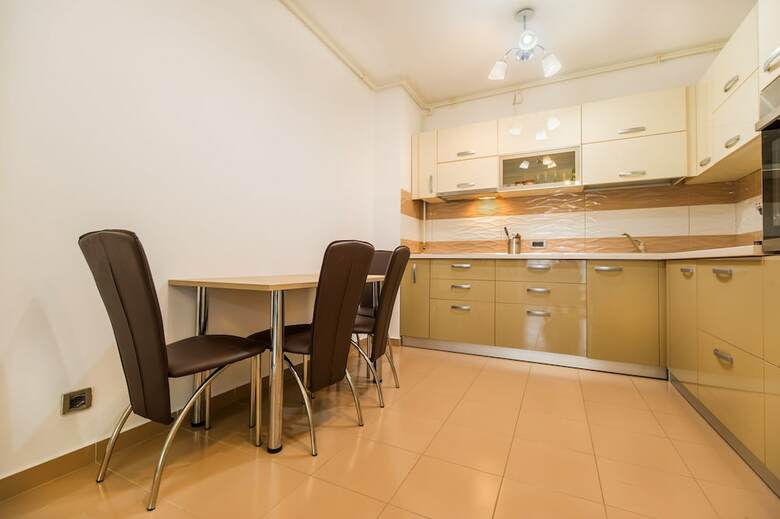 Relax Apartment Coresi Mall